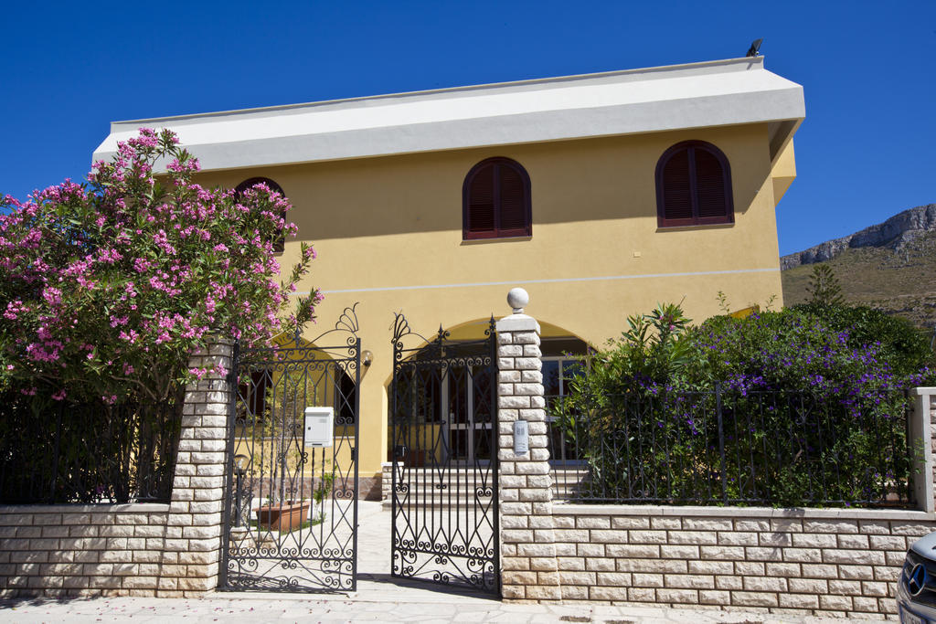 Orlando Vacanze Camere Erice Exterior foto
